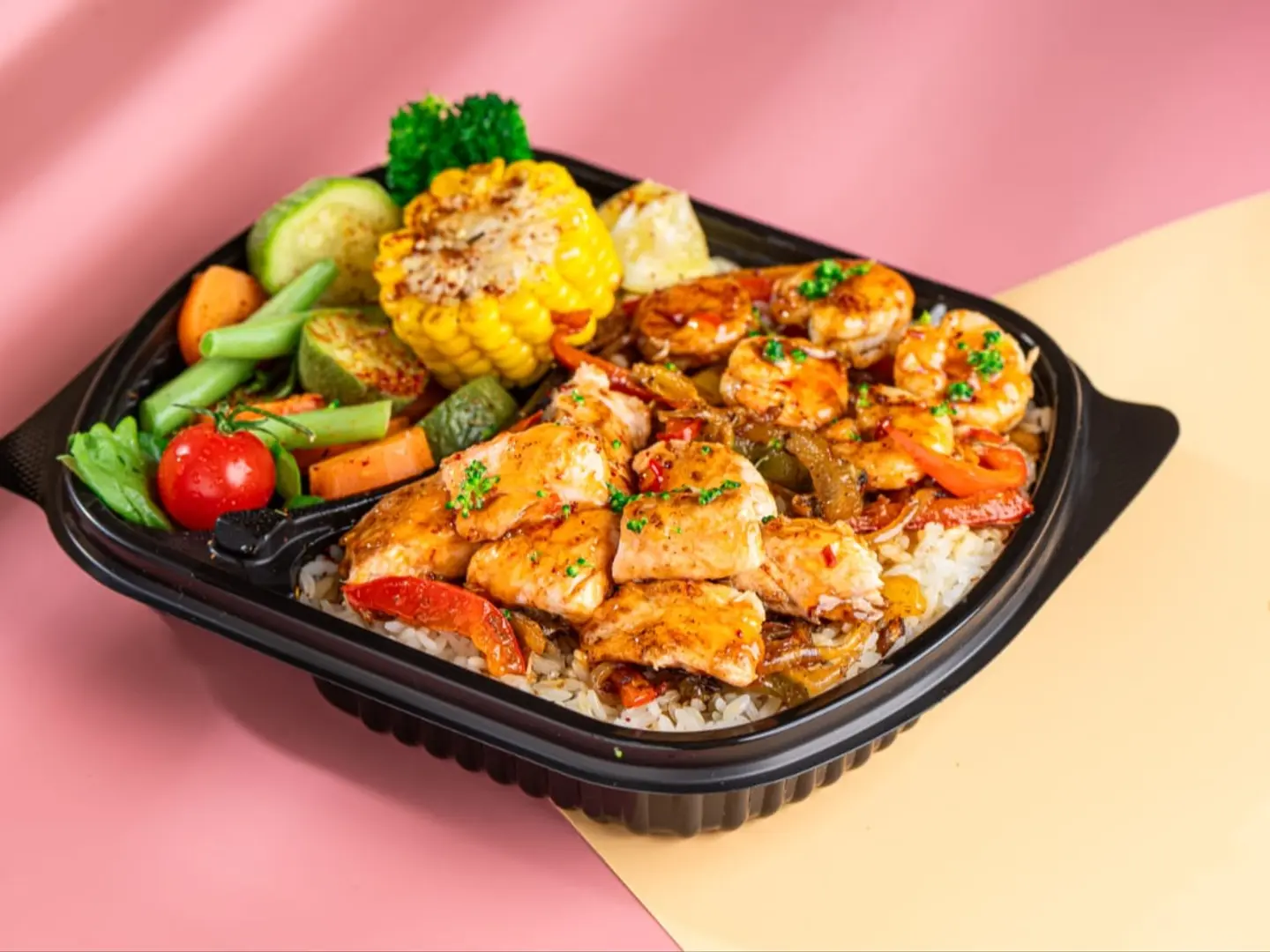 مكس شرمبو مع قطع السالمون