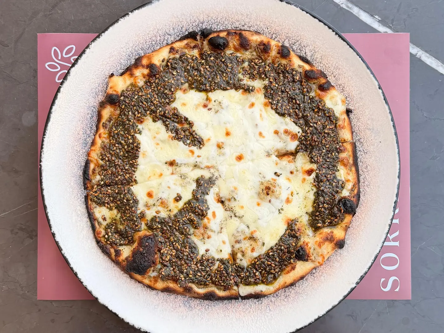 زعتر بالجبنة