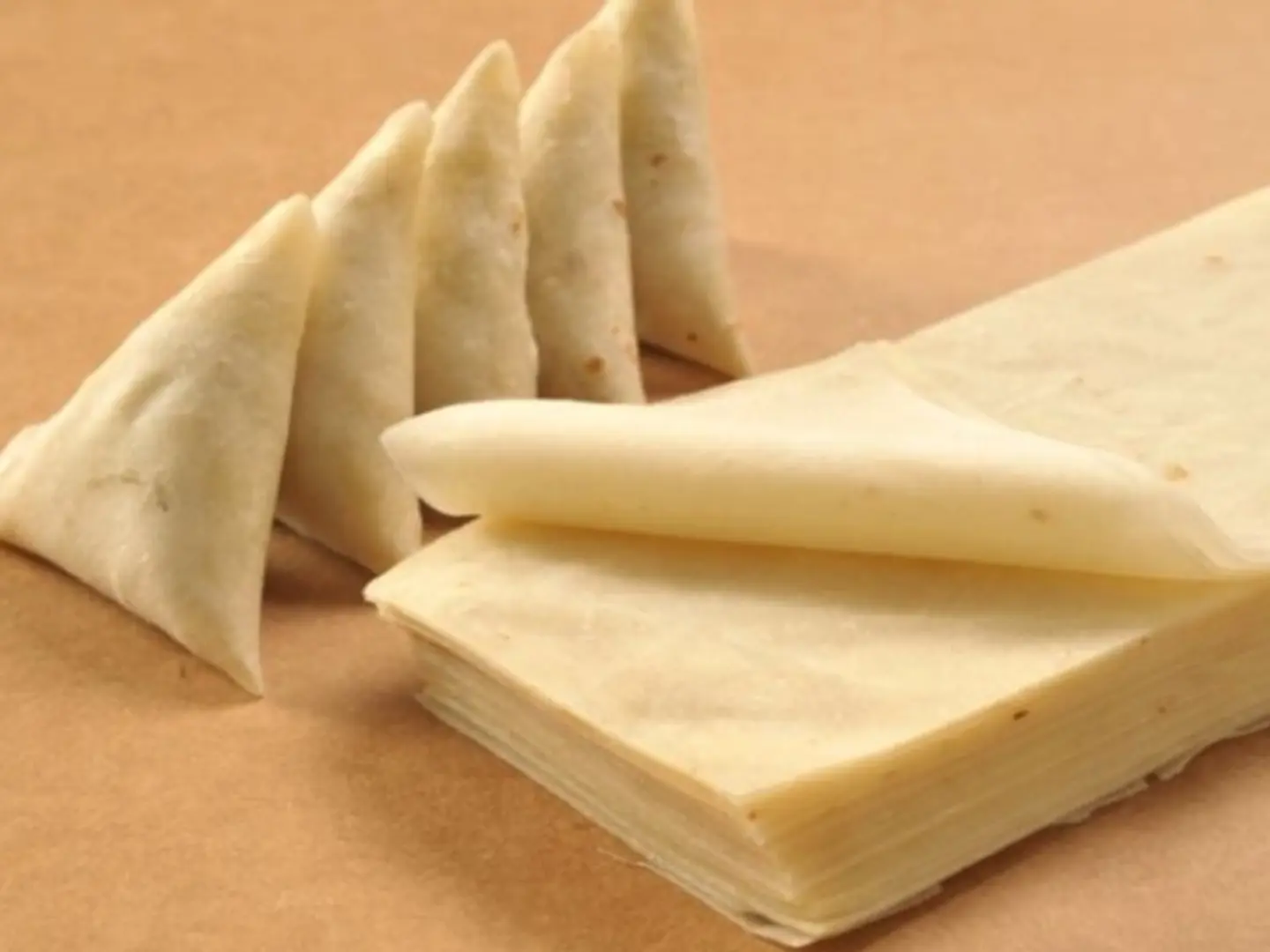 سنبوسة مشكل مفرزنة