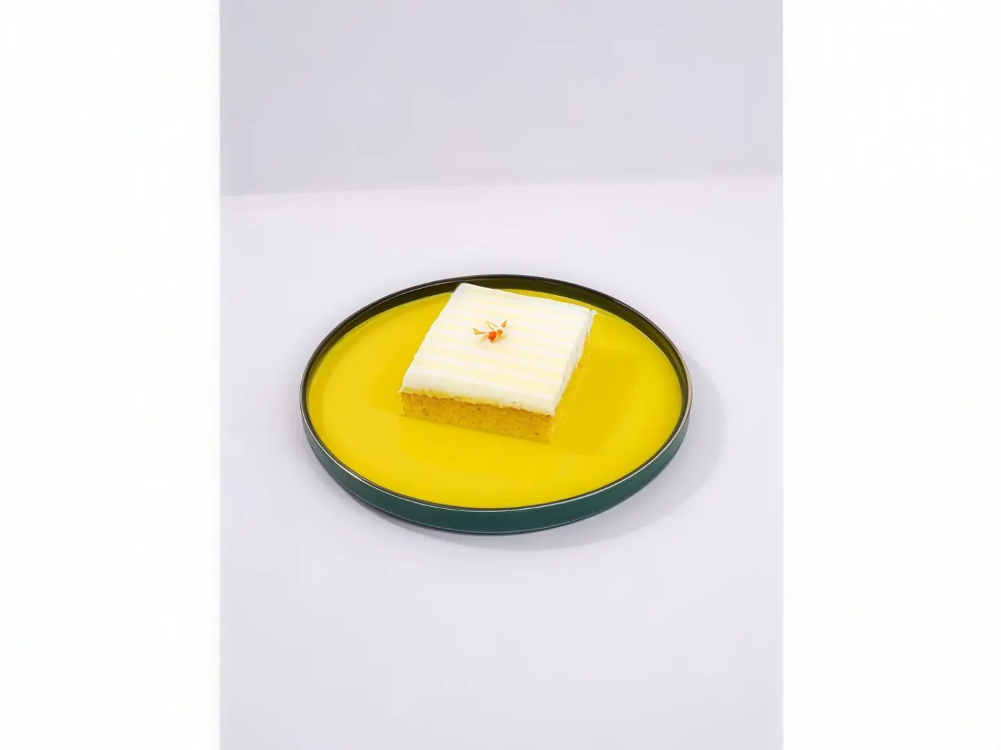 كيك الزعفران