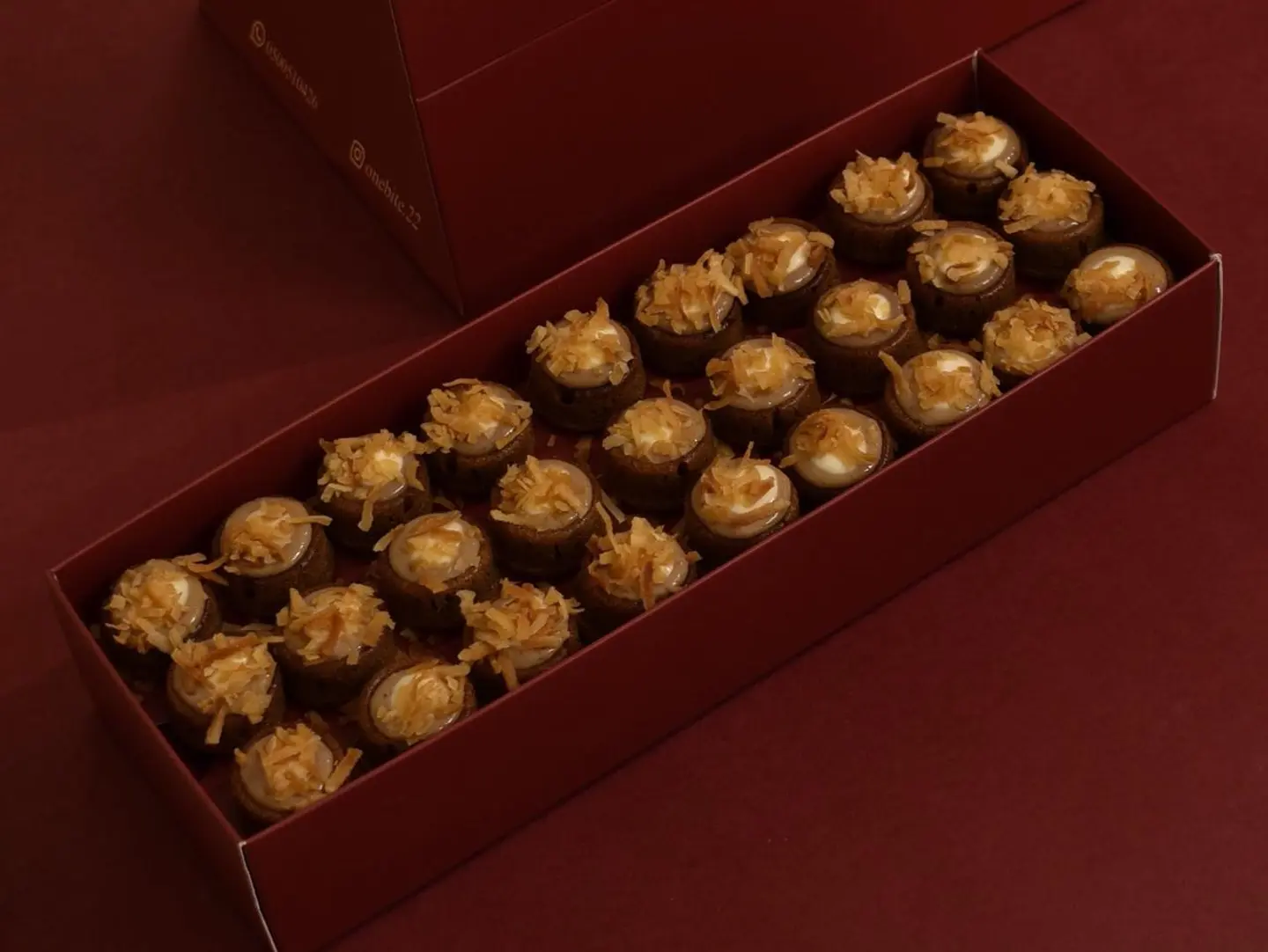 Golden Bite - 27 Pcs
