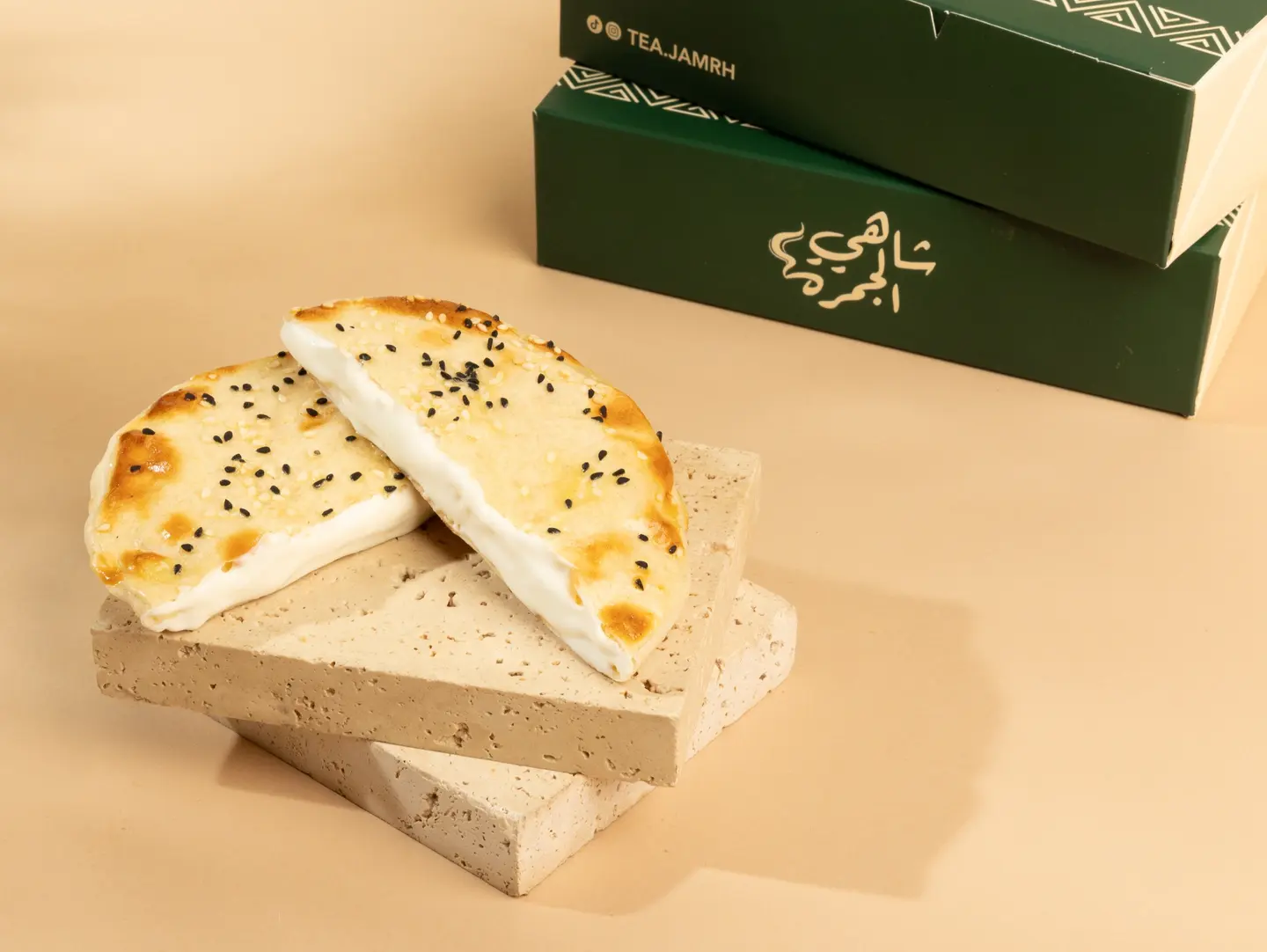 فطيرة مدوره لبنه