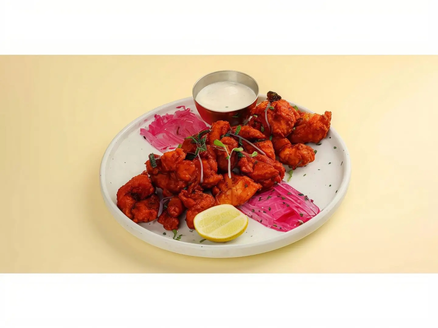 دجاج خمسة وستون