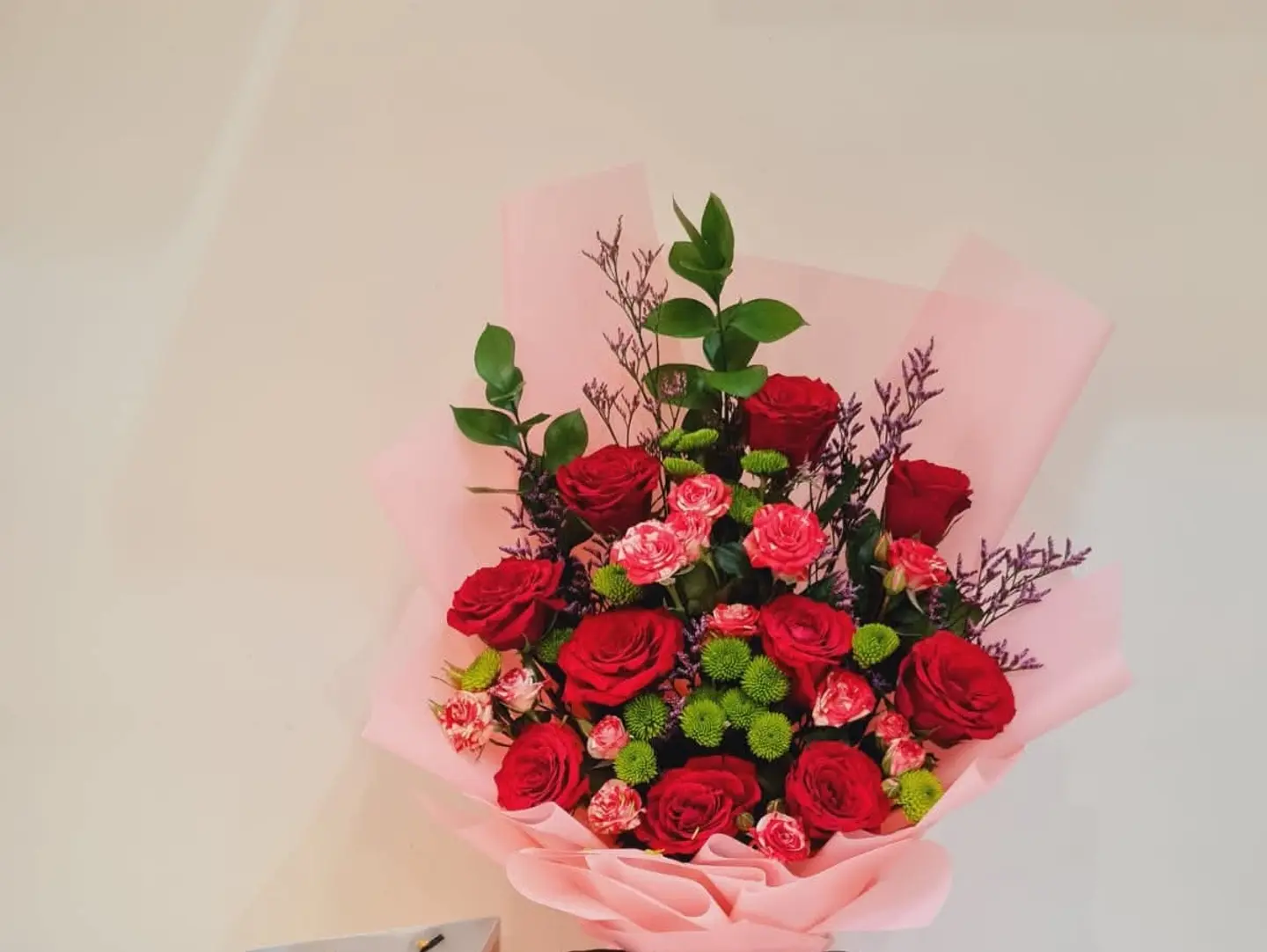 Red & Greenball Bouquets  002