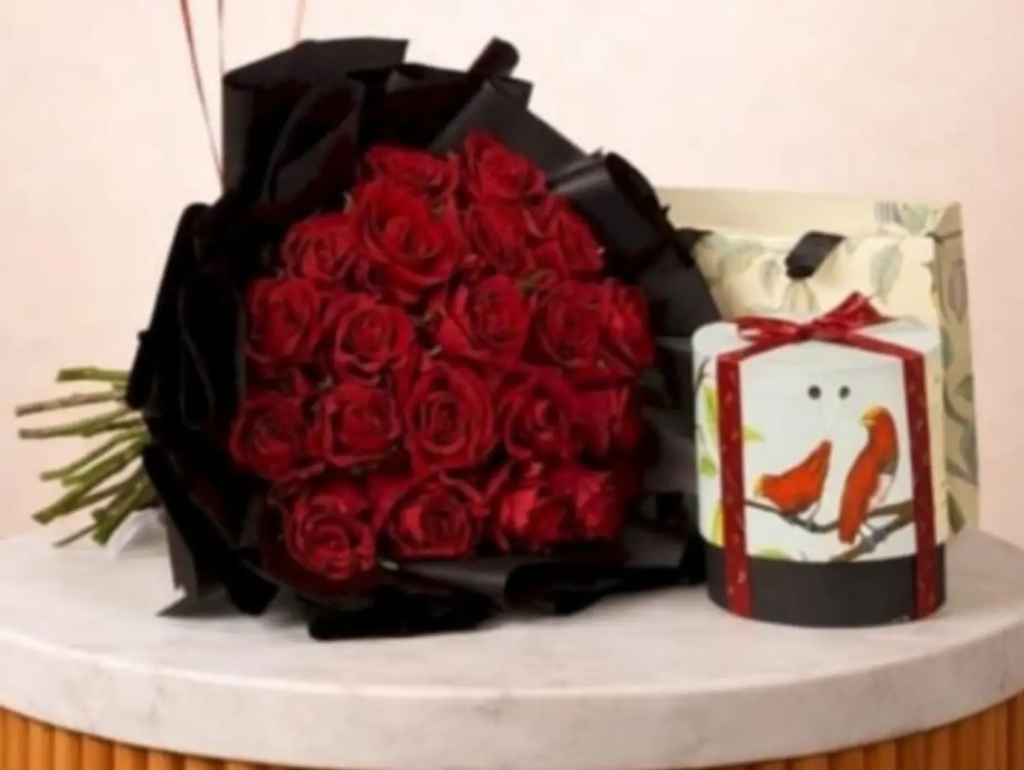 Anoosh Chocolate & Red Roses   01