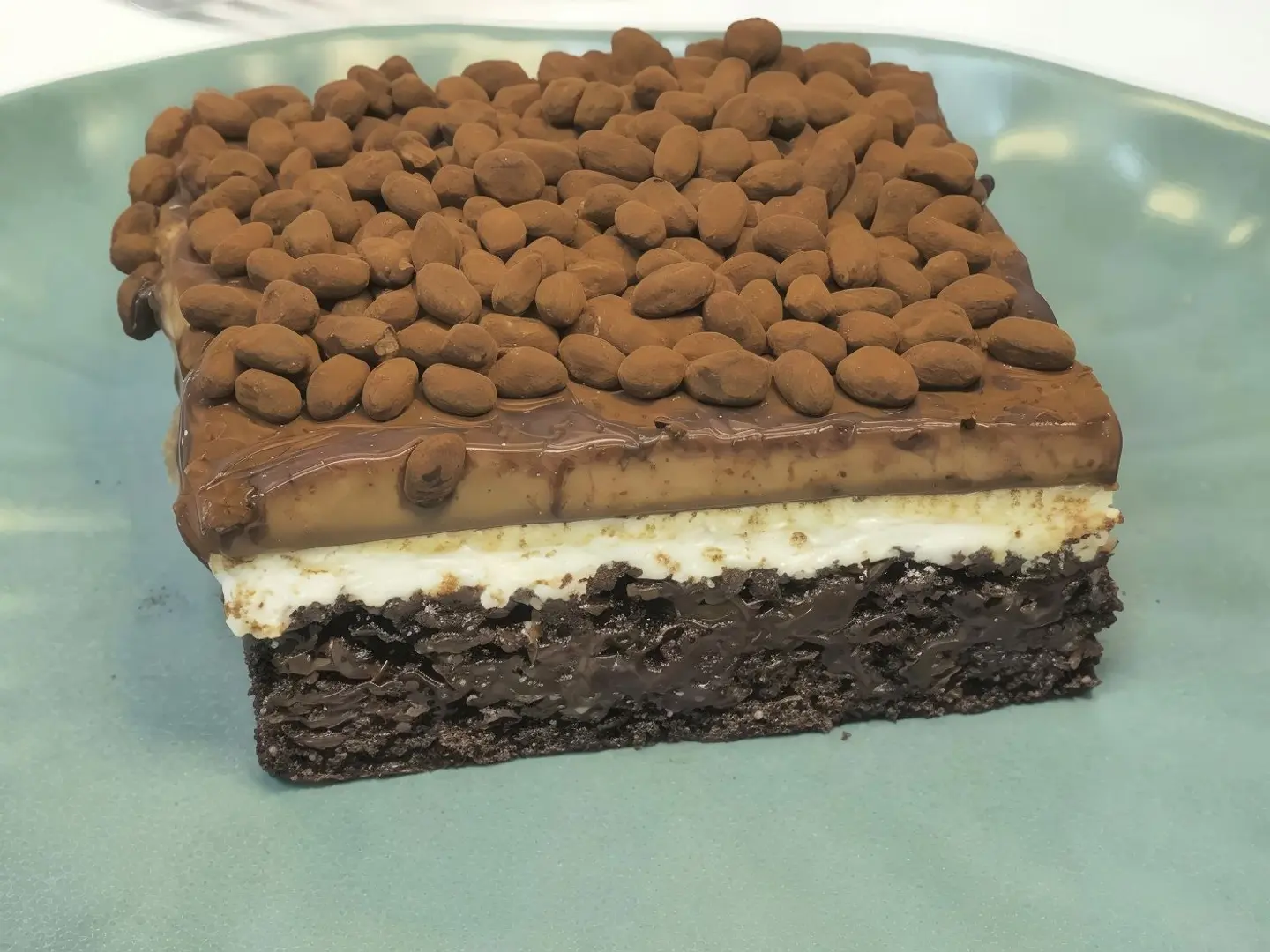 Crunchy Chocolate Cake