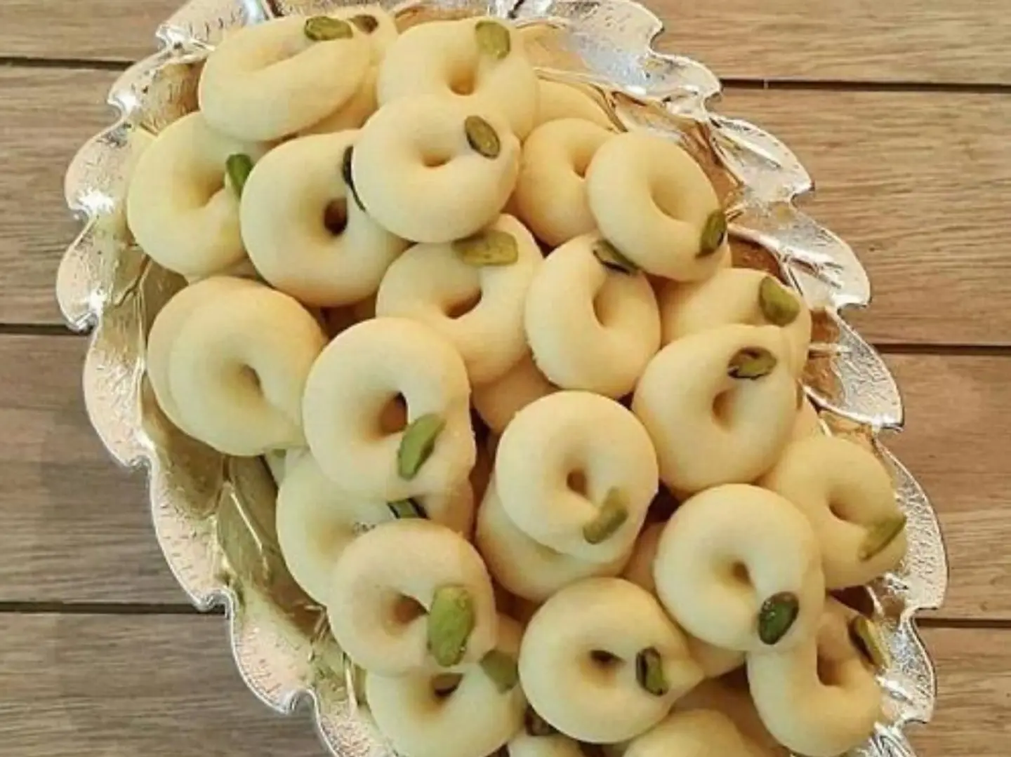 غريبة