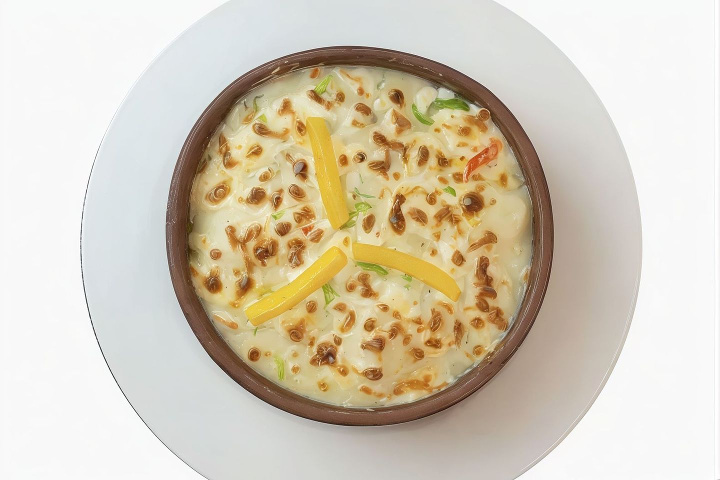 باستا ثمار البحر بالكريمه والموزاريلا