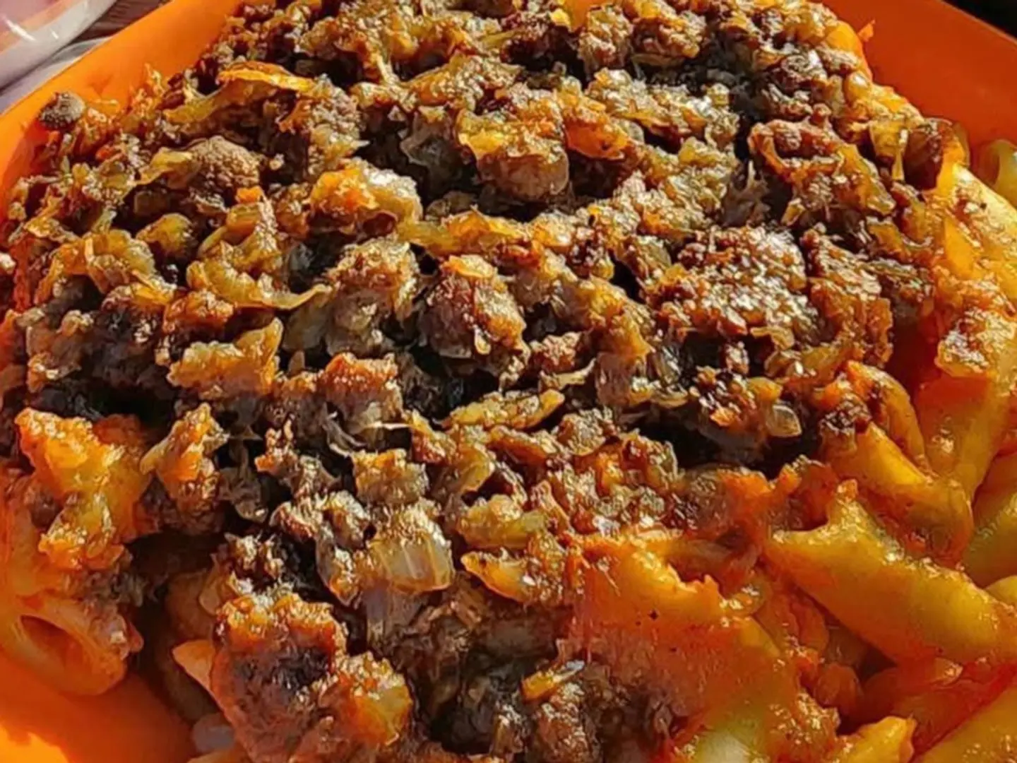 طاجن مكرونه باللحم