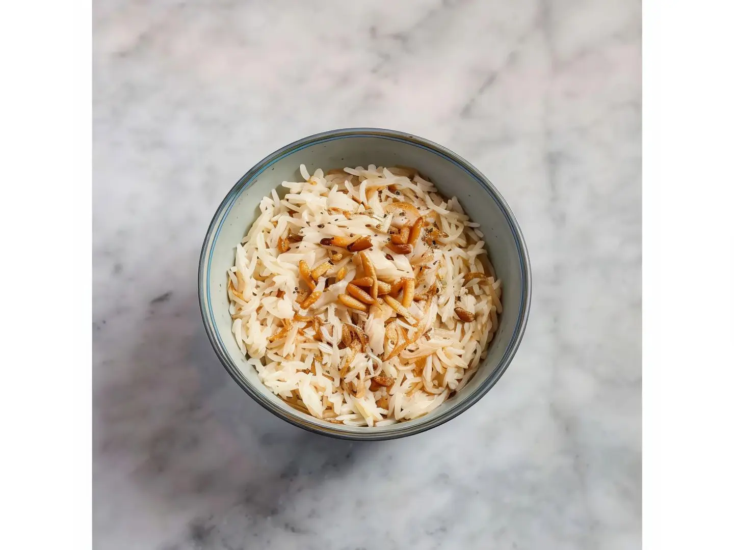 رز أبيض بالشعيرية