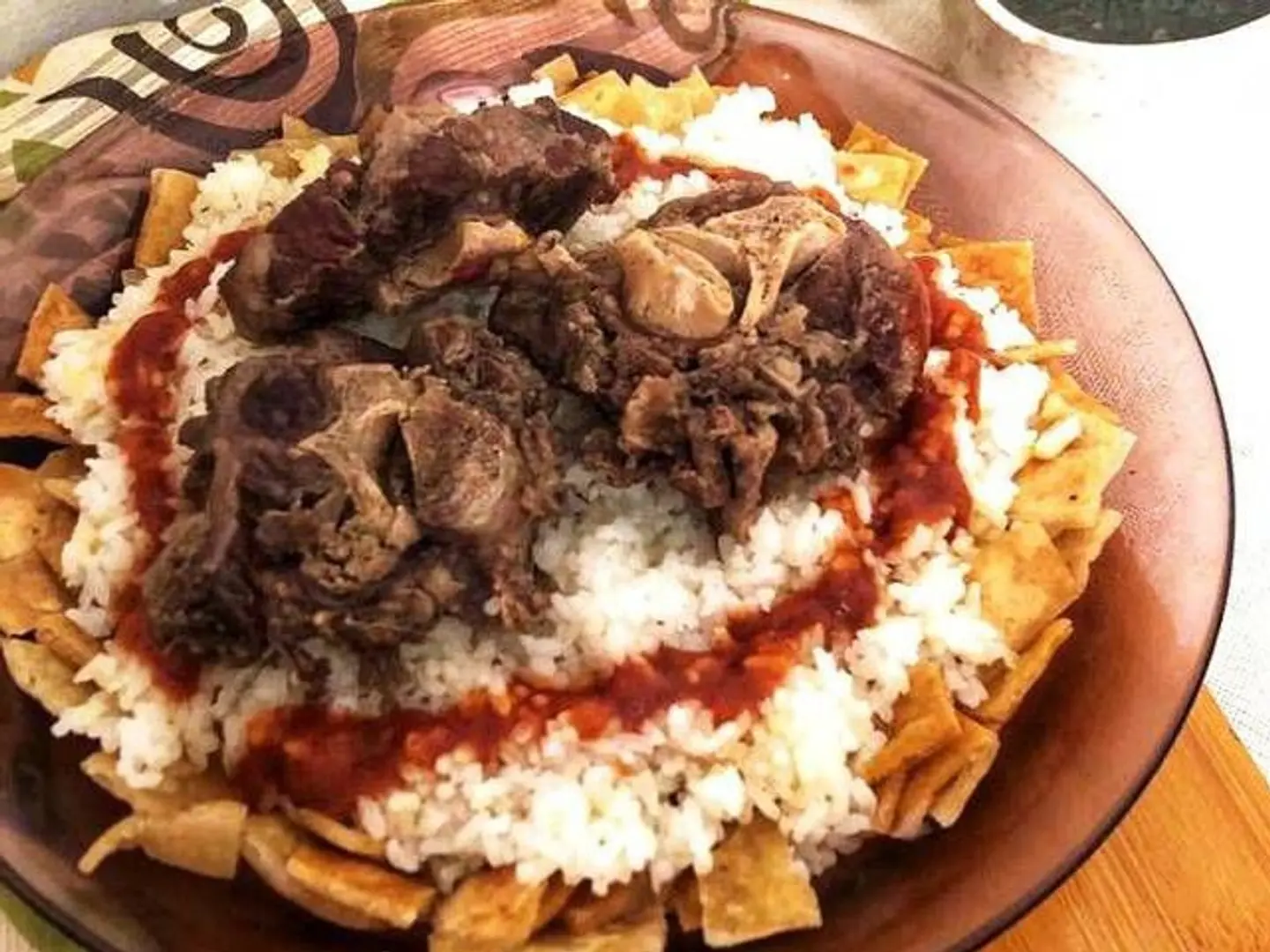 فتة عكاوى محمره