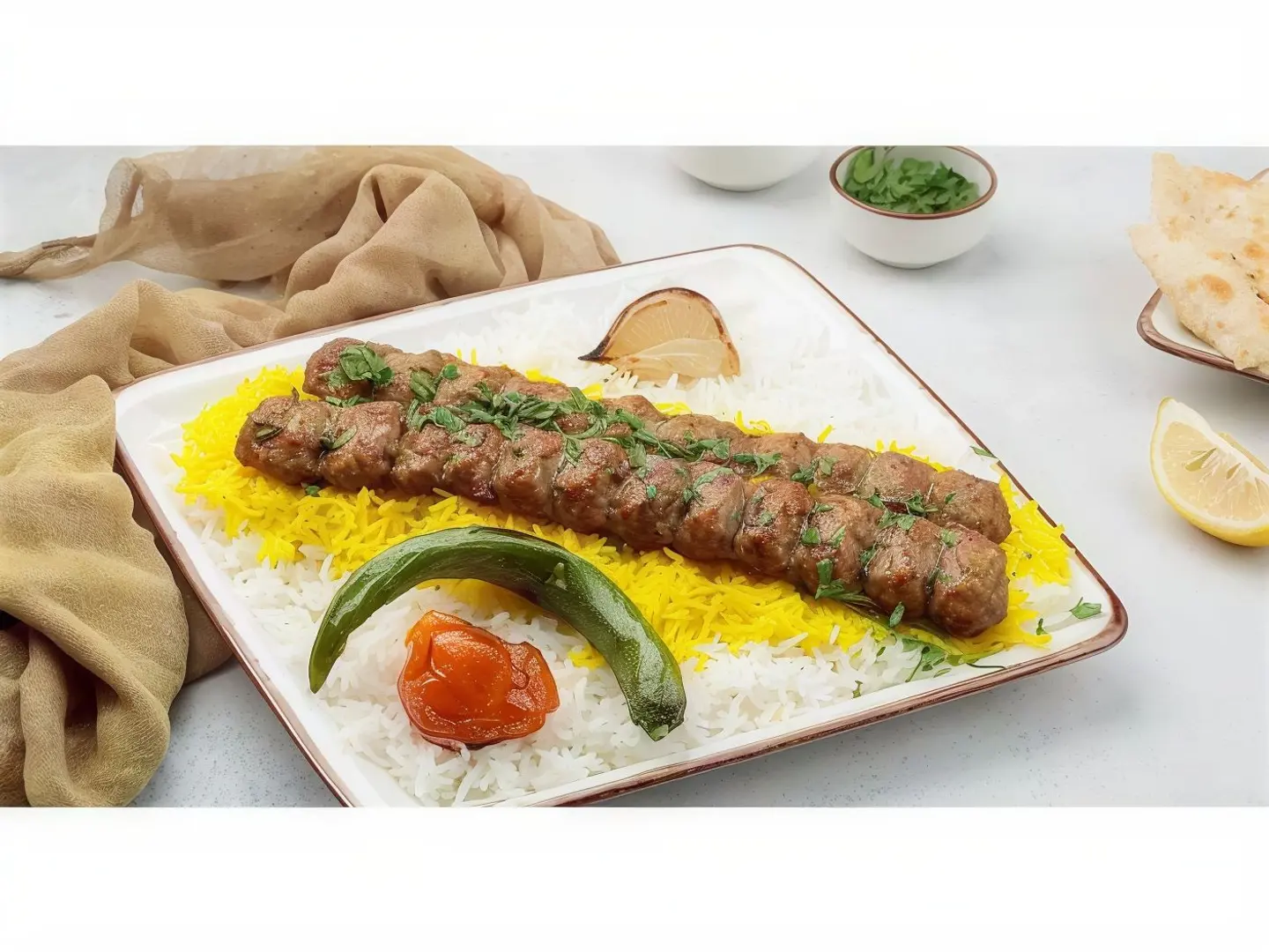 جلوي كباب لحم مع رز