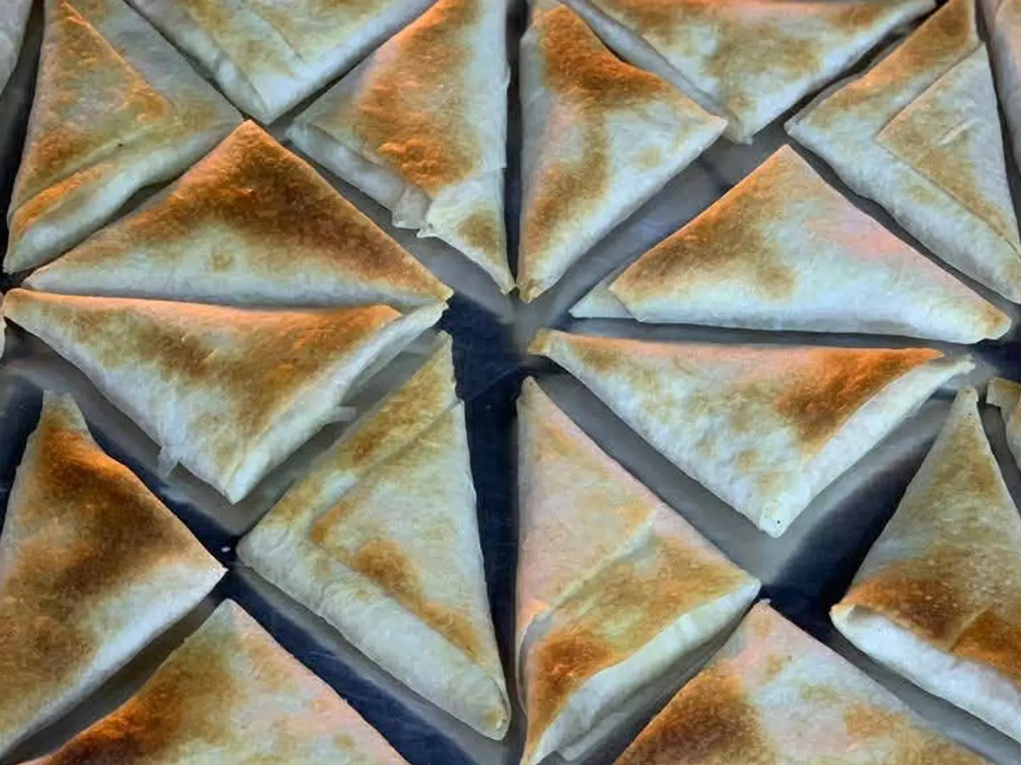 سمبوسة بطاطا بالجبن