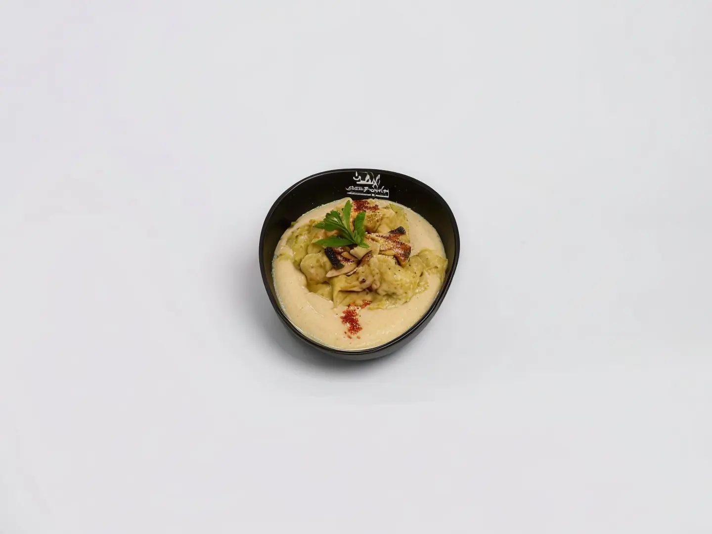 حمص مع دجاج بالحبق