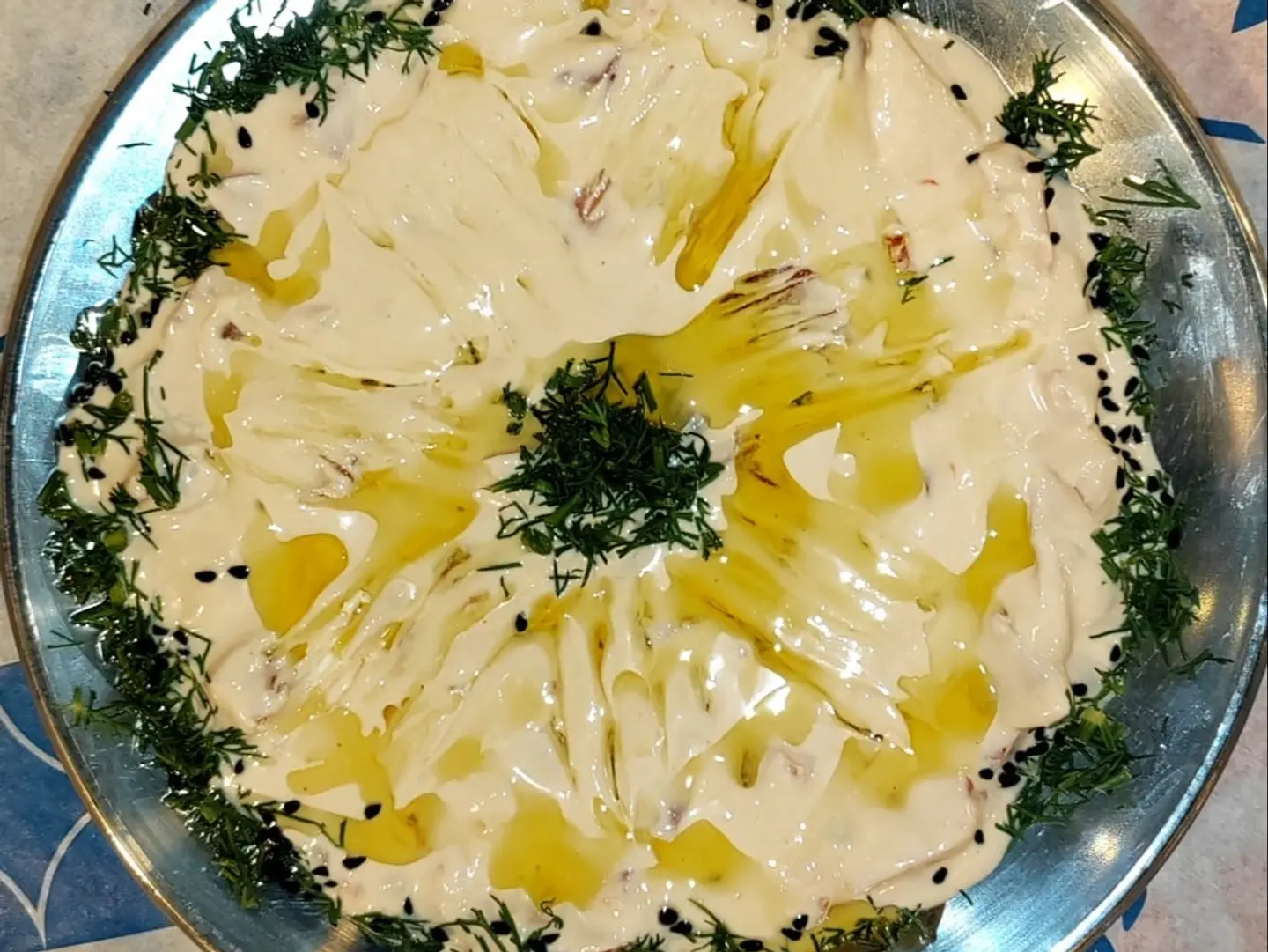 صحن جبنة بالطماطم - صغير