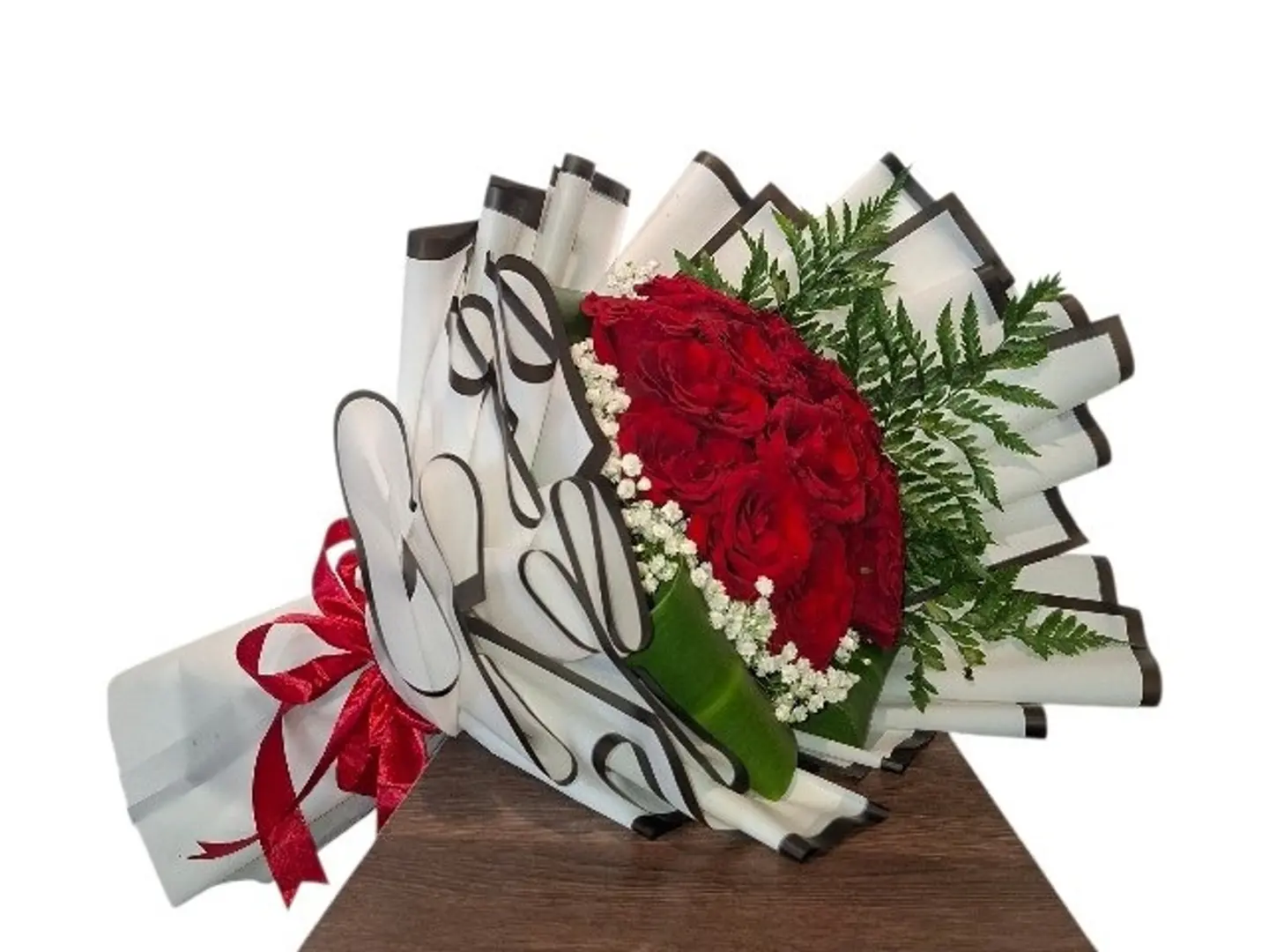 باقة كلاسيكية بـ ١٥ وردة