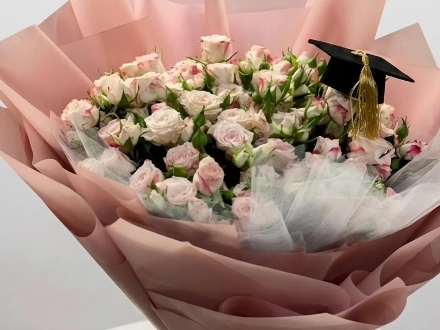Graduation Bouquet With A Mini Cap