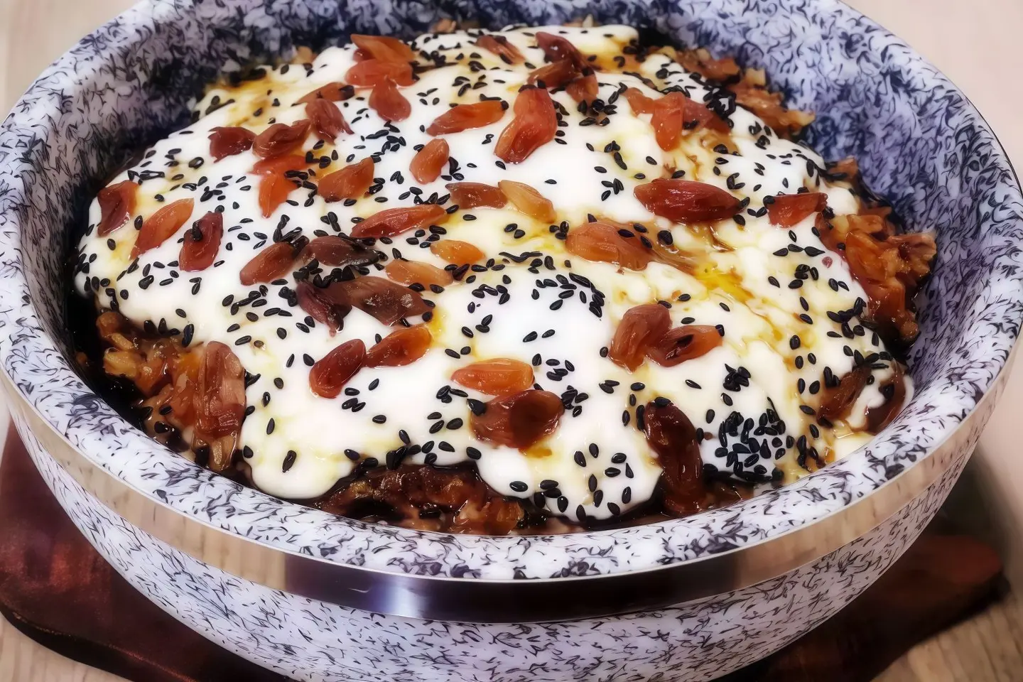 Maasoob With Dates And Cream