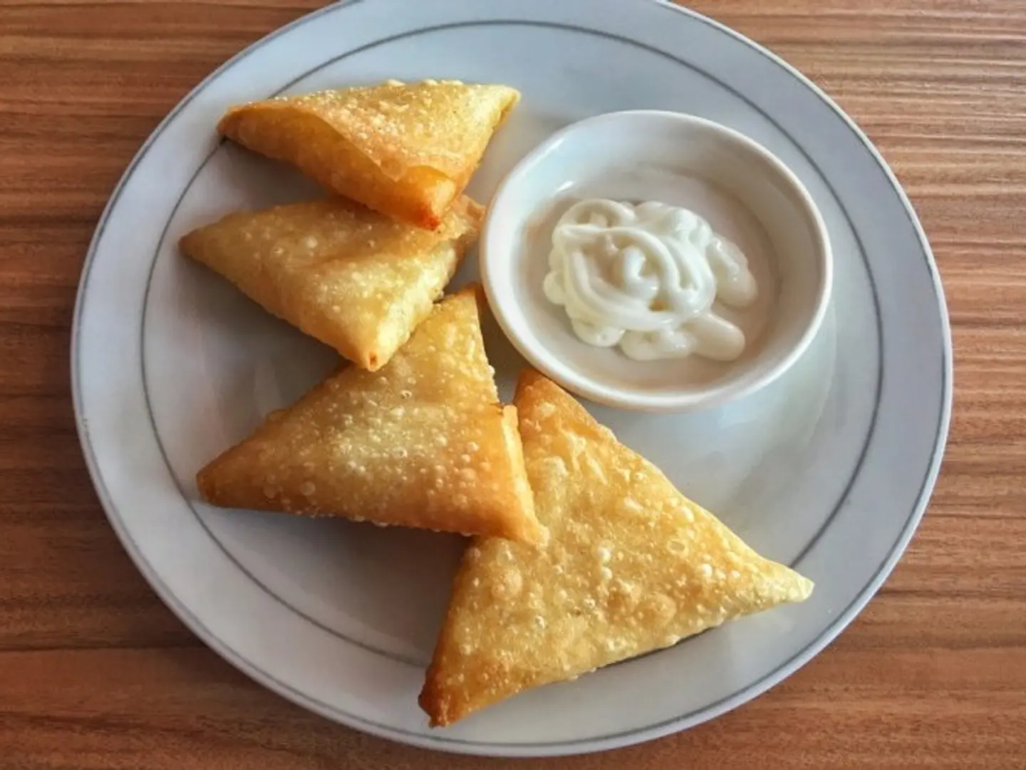 سمبوسة جبن سايل (بالحبة)