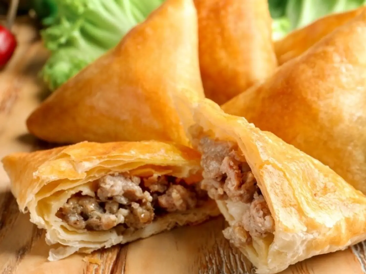 سمبوسة لحم مقلية (بالحبة)