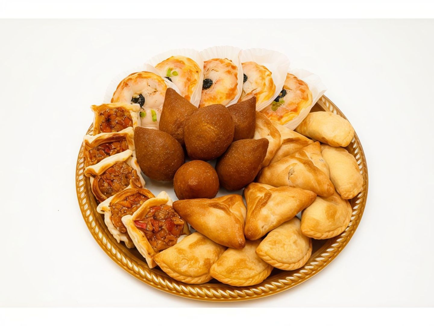Medium Mixed Pastry Plate