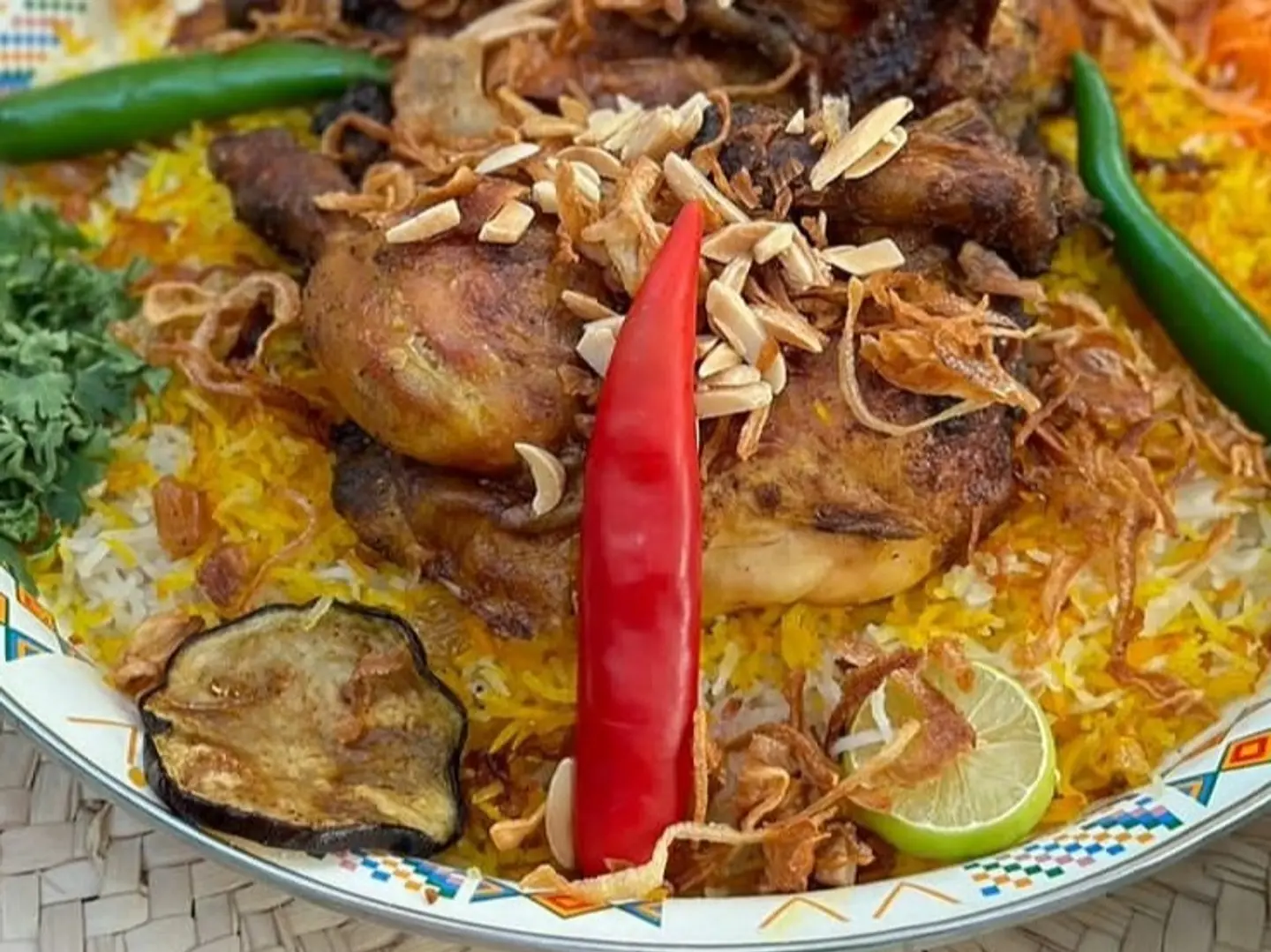نصف حبه دجاج كبسة الشيوخ