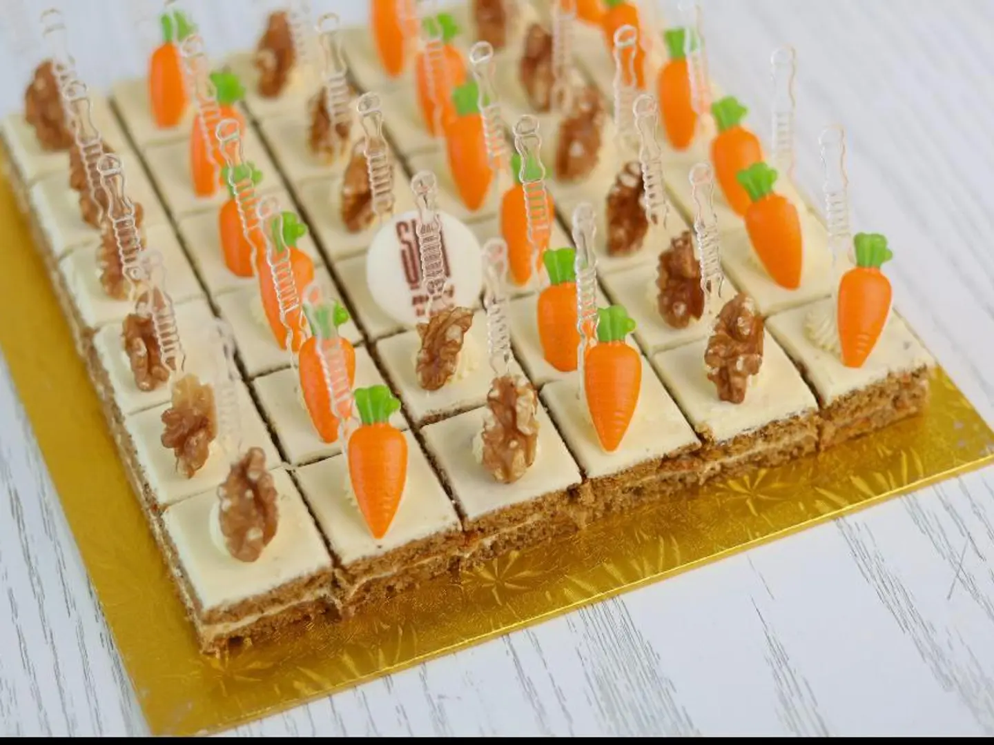 ميني بايتس جزر 36 قطعه