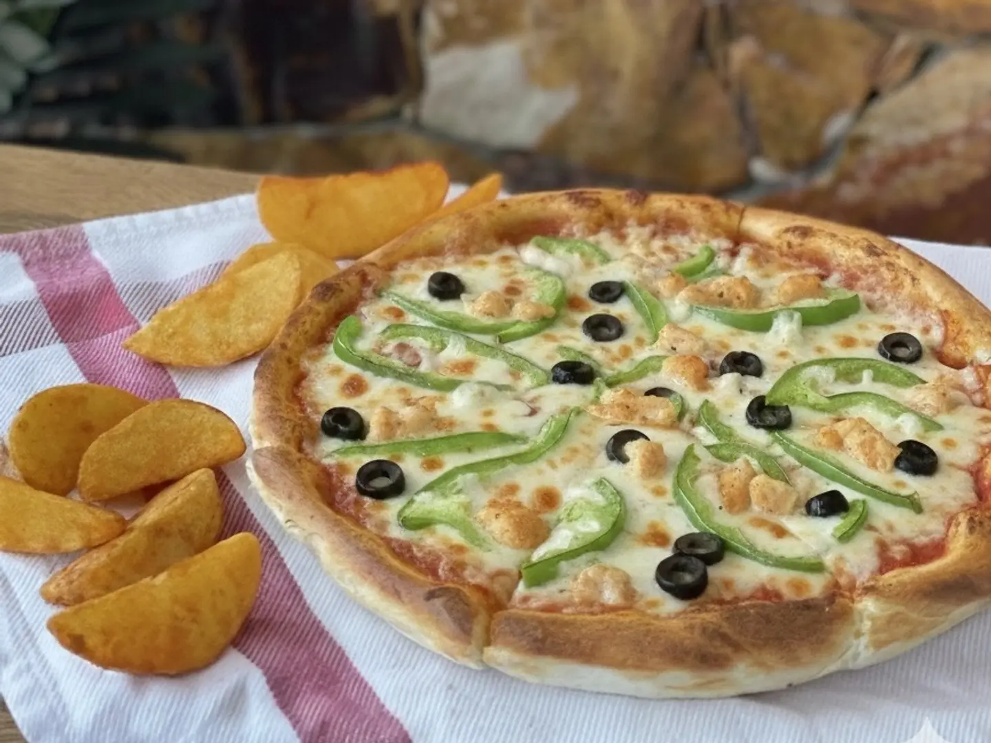 بيتزا دجاج خضار