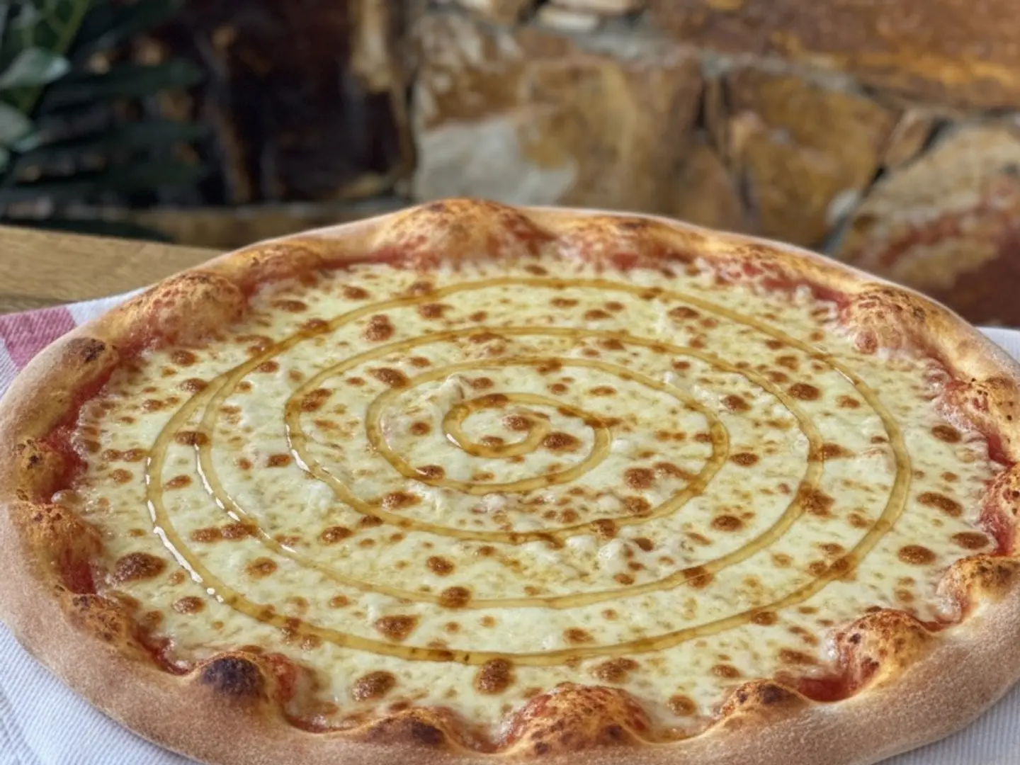 بيتزا عش البلبل