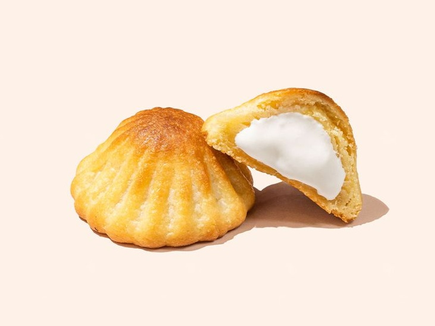 Signature Maamoul With Date And Cream Filling   Large