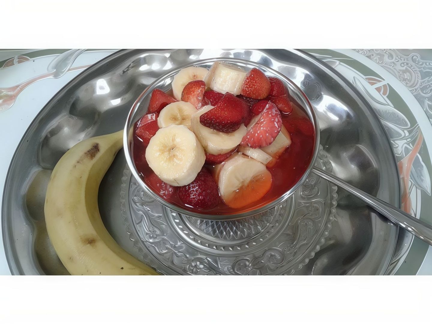 الامباليه فراوله وموز