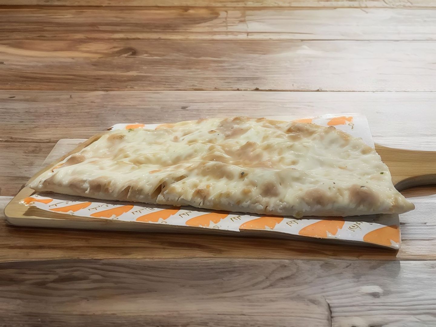 جبنة حارة مع زيتون