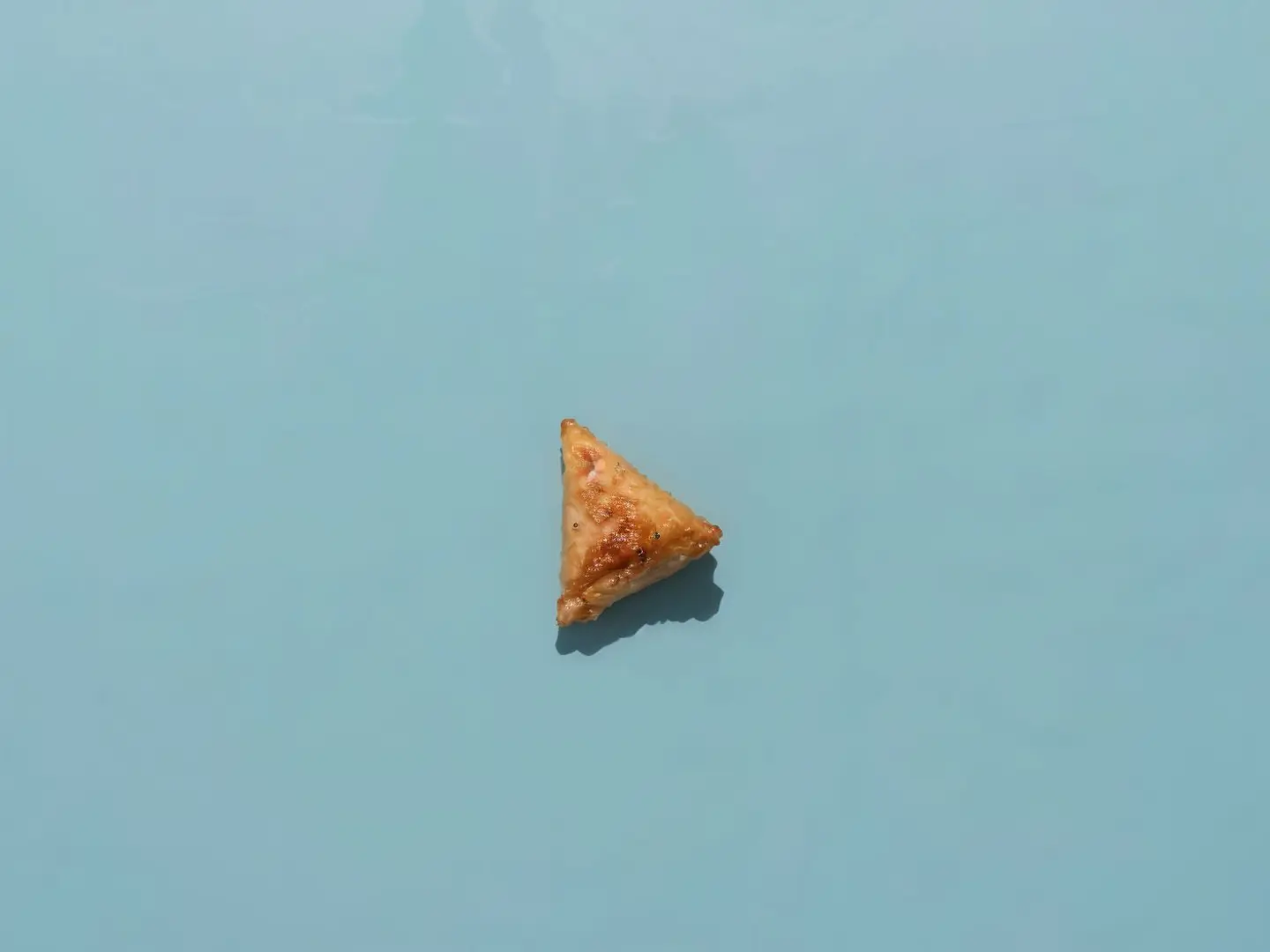 ميني سمبوسة جبن فيتا بالزرش