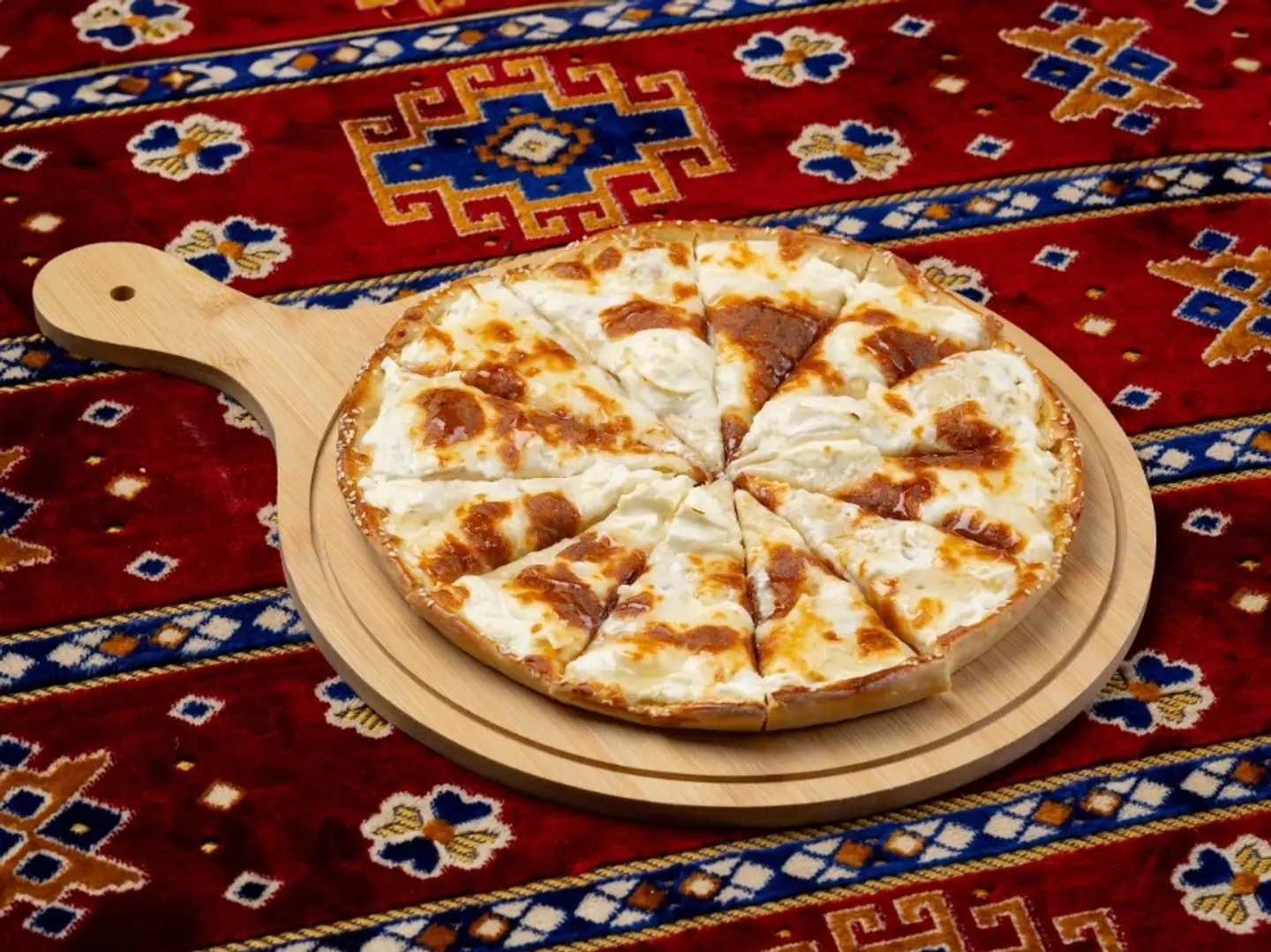بيتزا عش البلبل