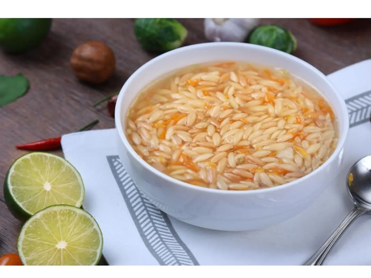 شوربه لسان عصفور