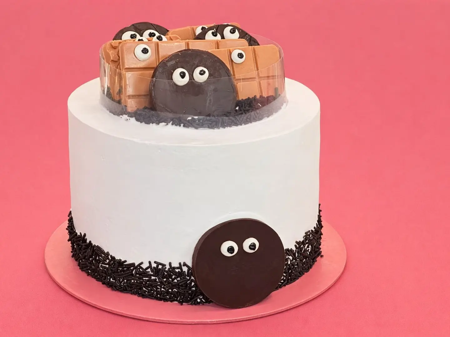 كيكة شخصيات الشوكولاته