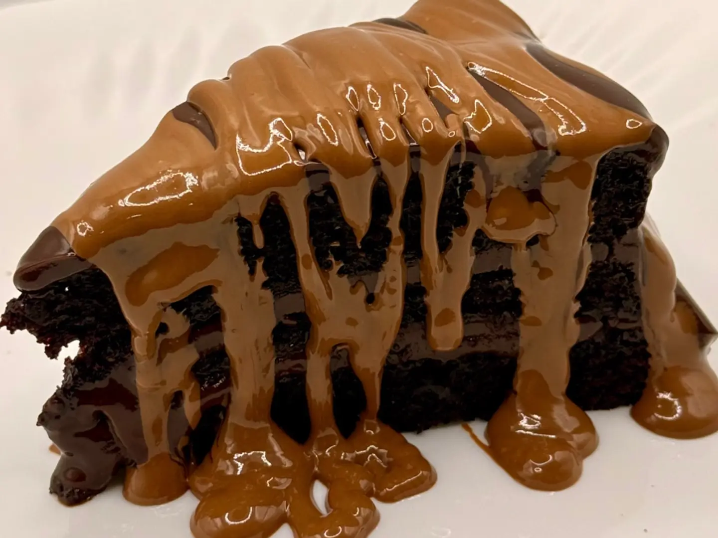 Chocolate And Raspberry Cake