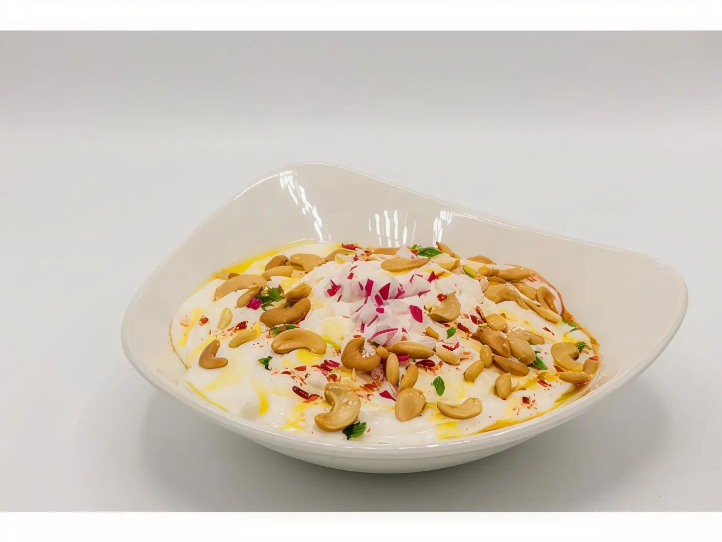 Olive Oil Fatteh With Nuts