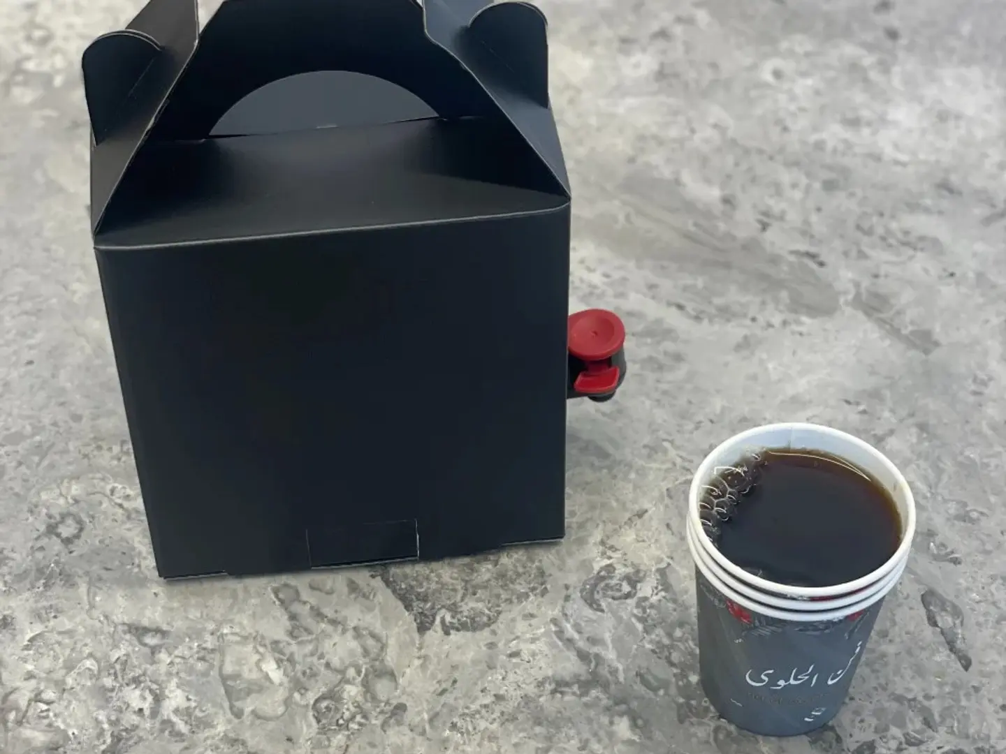 Box Coffee Day (2 Liter )