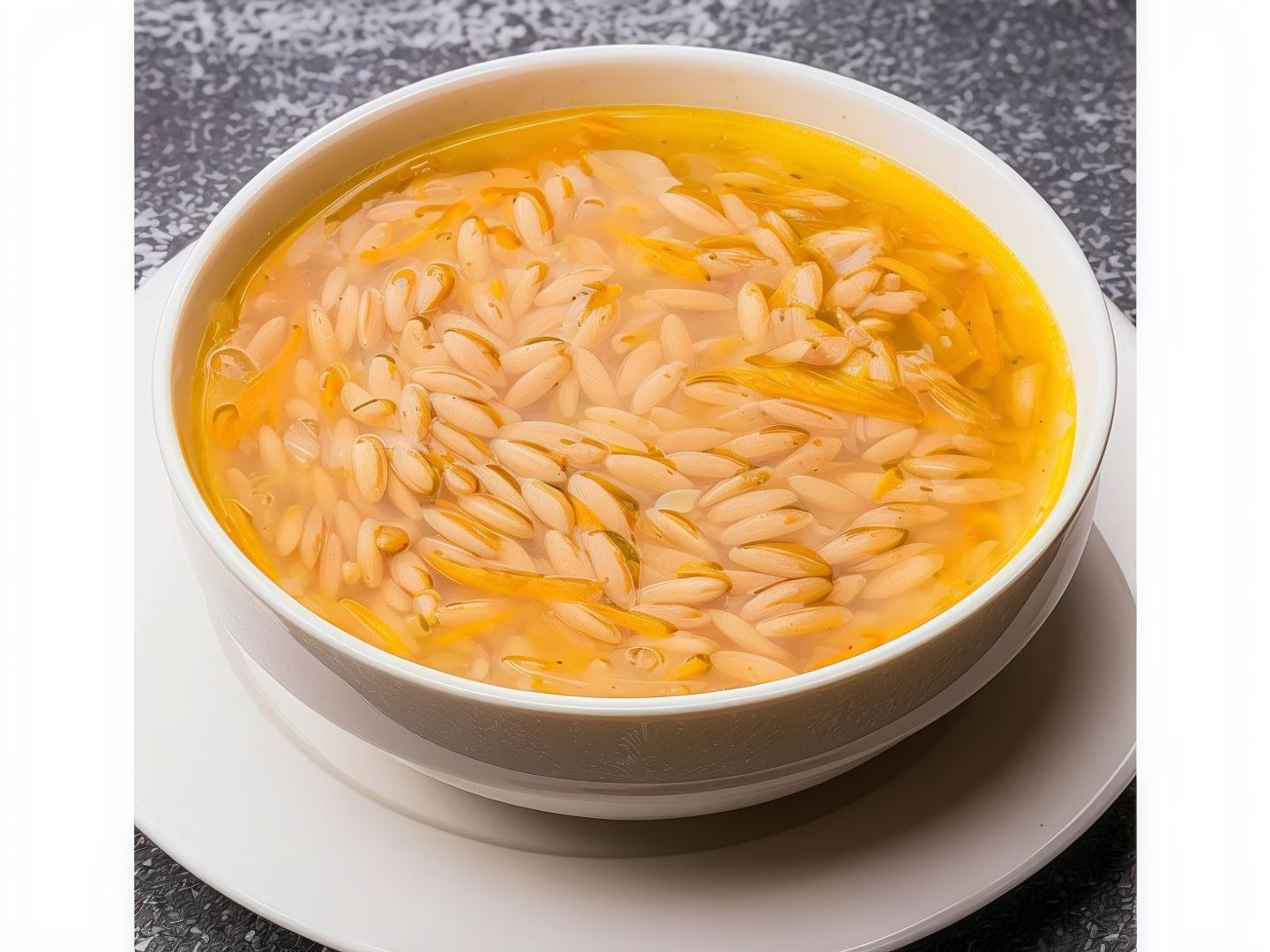شوربة لسان عصفور بالمرق