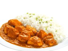 دجاج كاري مع رز ابيض