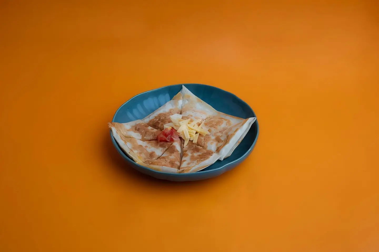 Cheddar And Tomato Pie