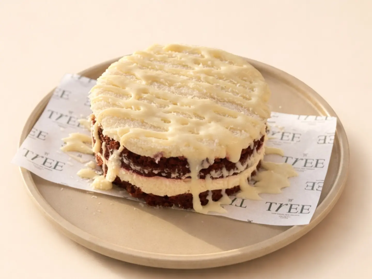 رويال روز بيري كيك