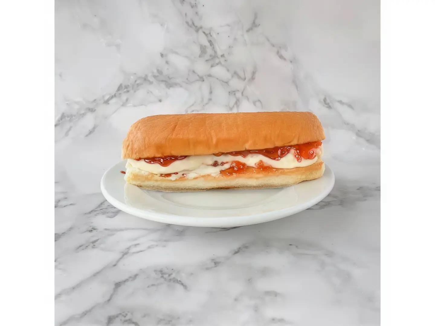 ساندوتش جبن سائل بالمربي