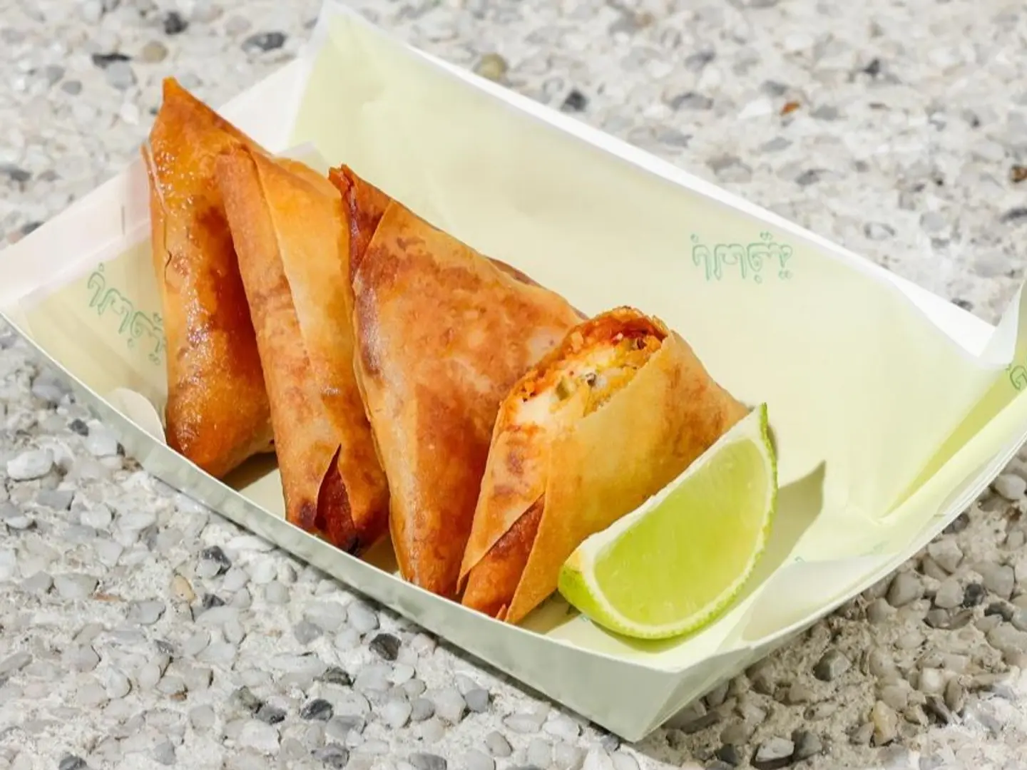 Spicy Cheese Sambosa