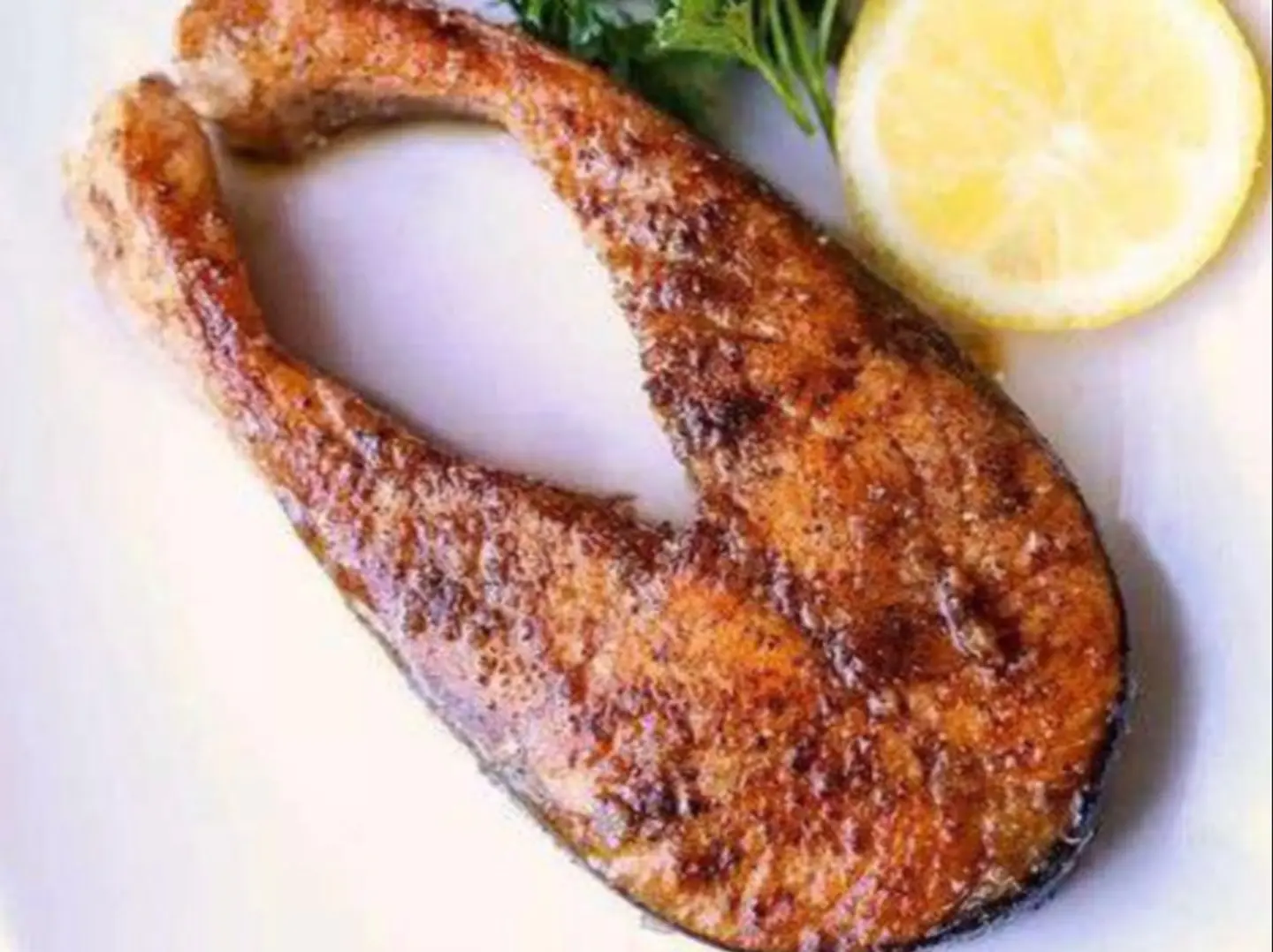 سلمون بالفرن