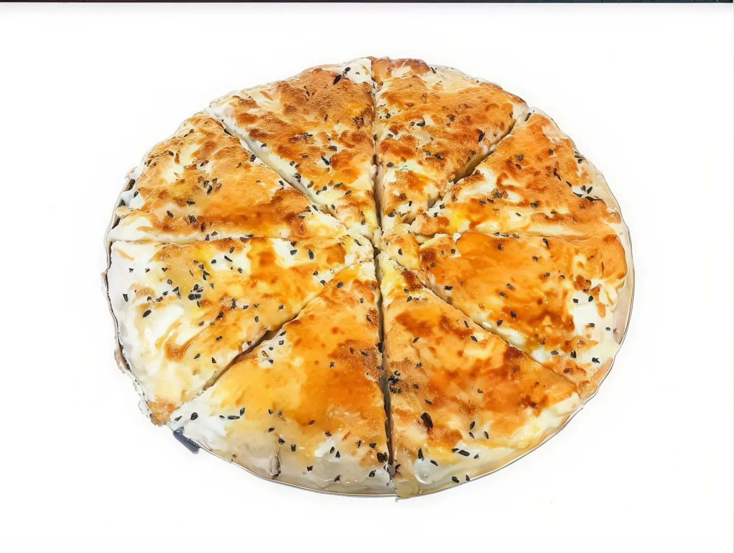 فطيرة البسبوسه قشطه وعسل حجم كبير
