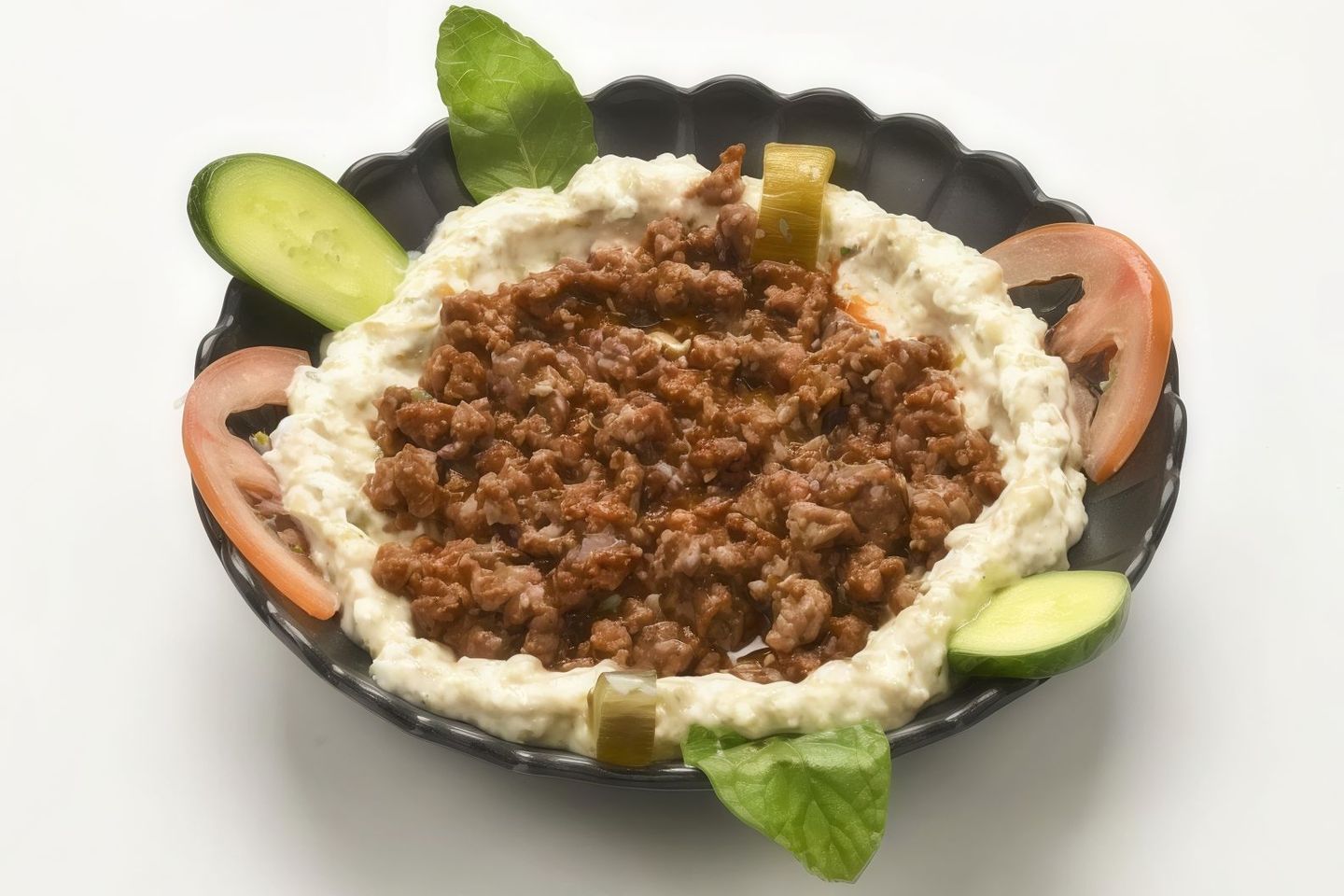 Mtabbal With Camel Mince Plate