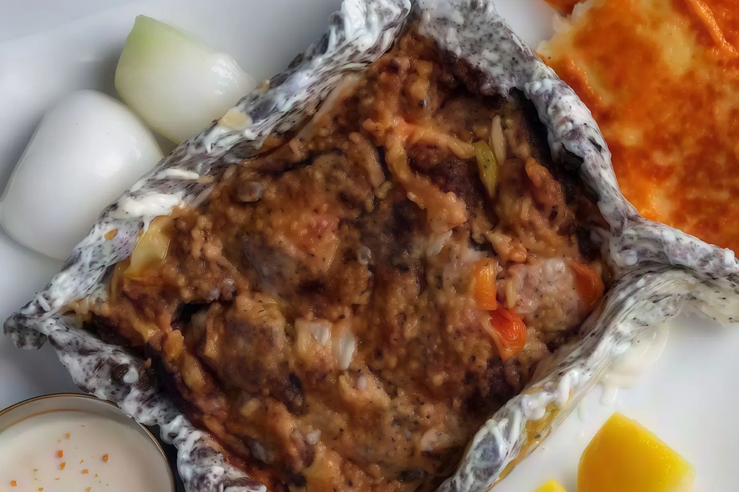 Buried Meat Cheese Sirie