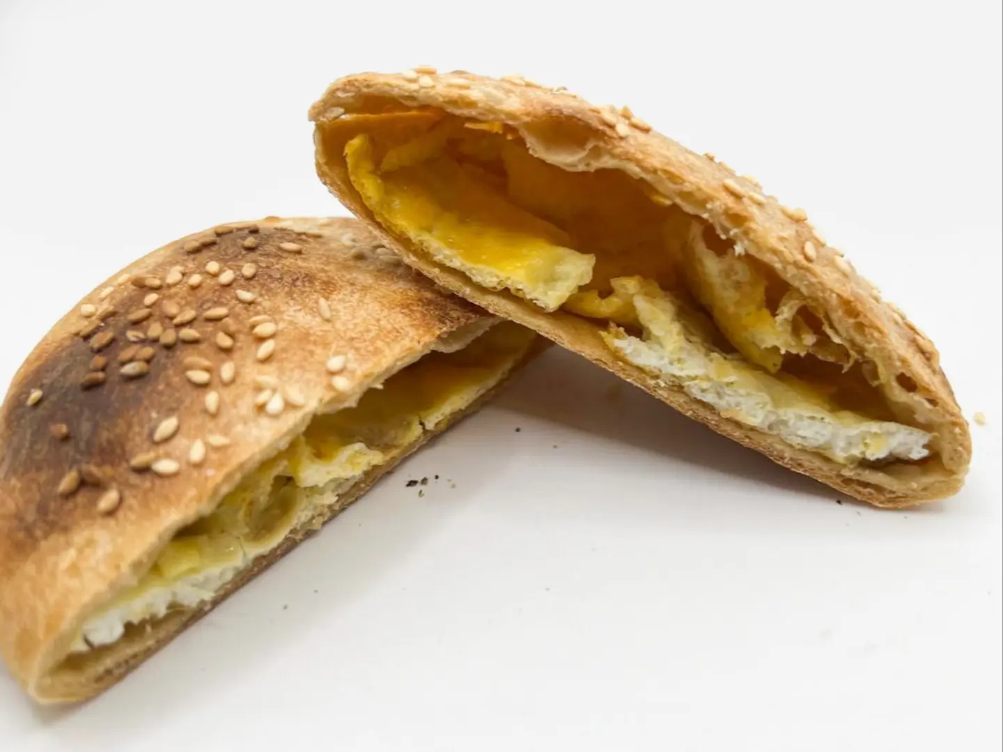 فطيرة جبنة فيتا مع زعتر